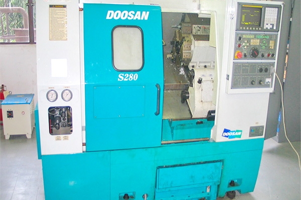 CNC Lathe Model : S280