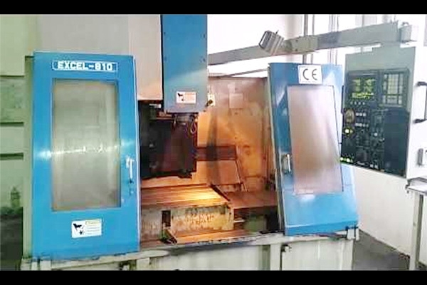 CNC Vertical Machining Center Model : EXCEL 810