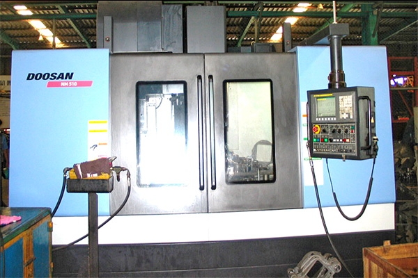 CNC Vertical Machining Center Model : NM510